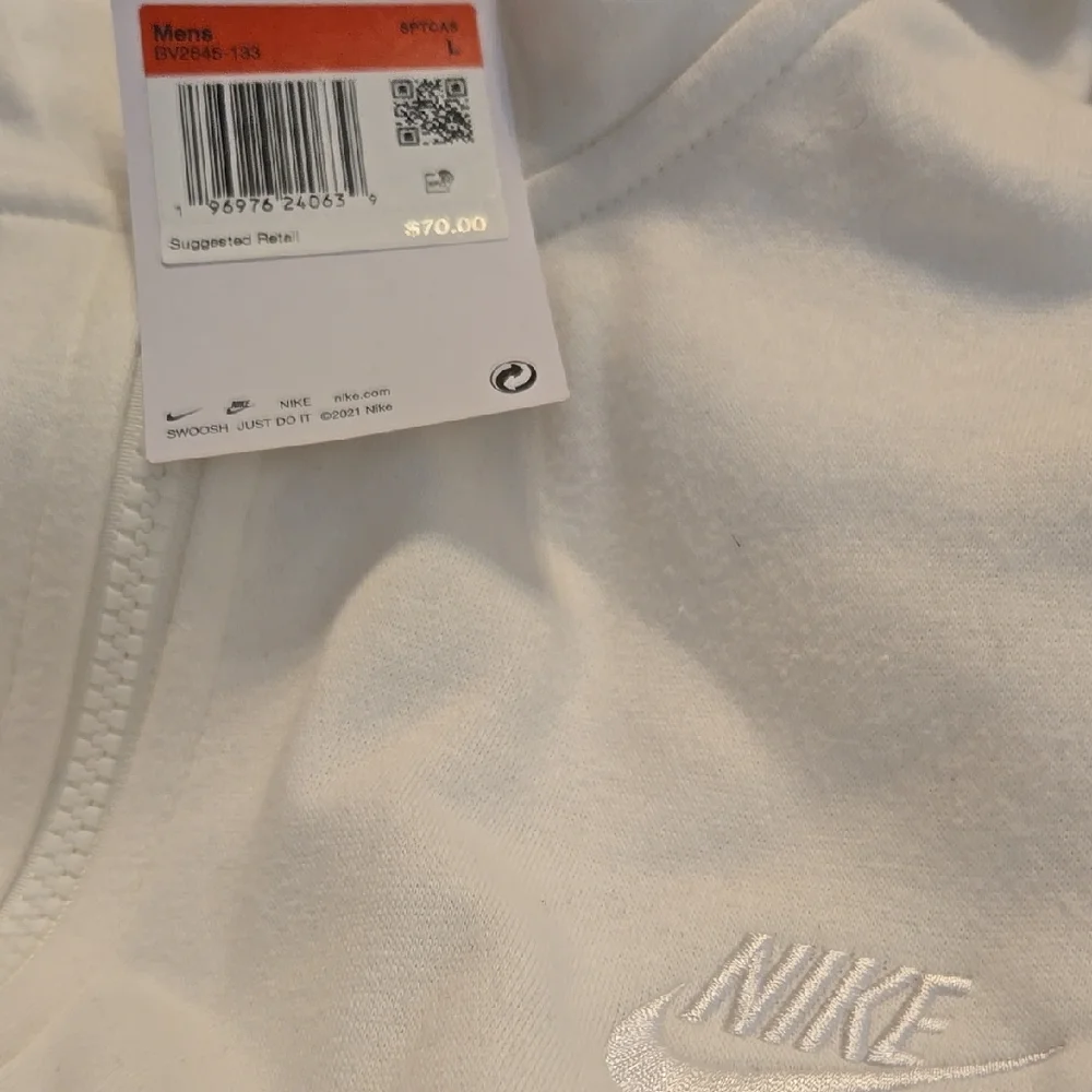 Nike Classic White Zip-Up Hoodie - Picture 5 of 5
